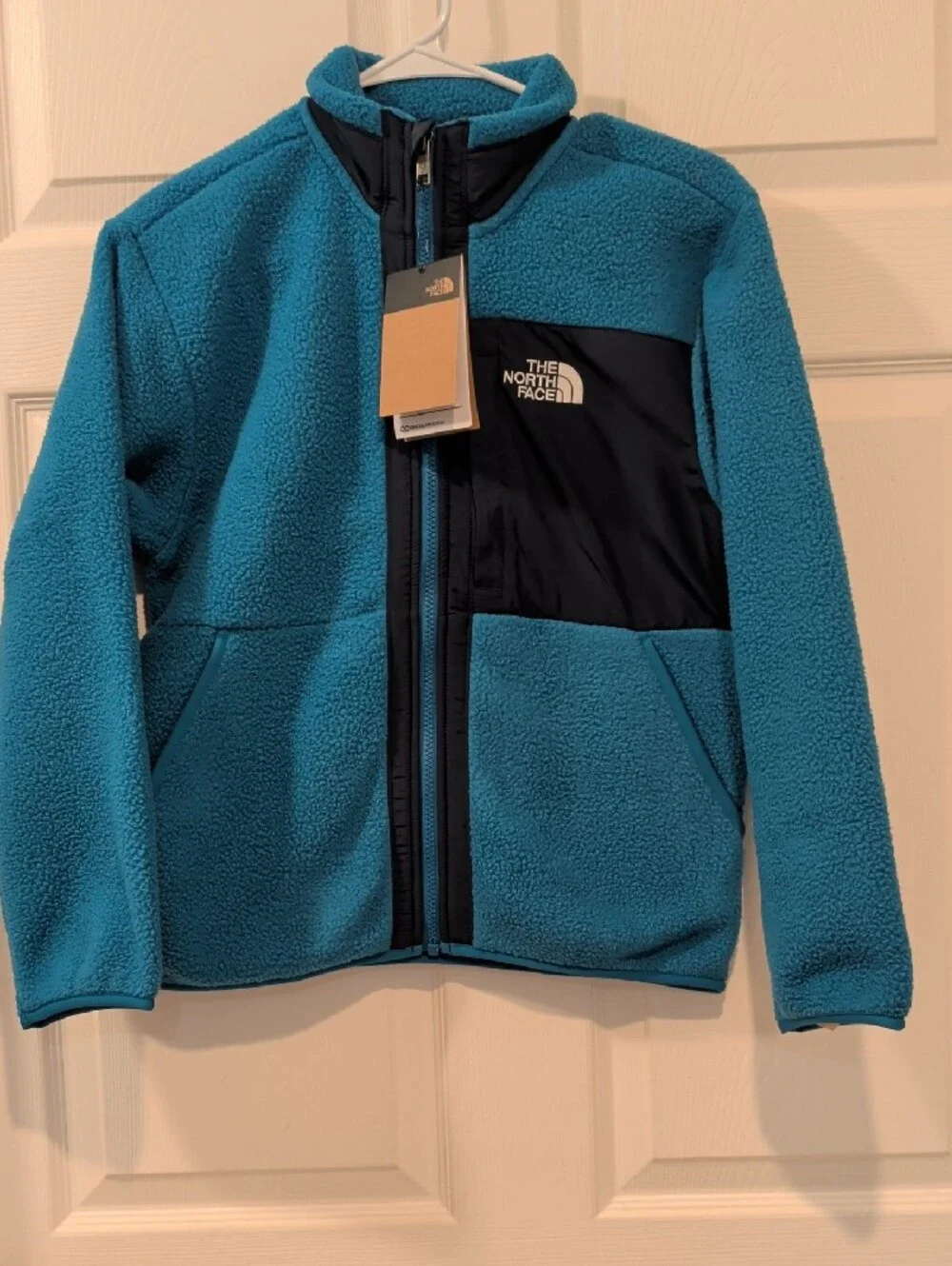 The North Face Boys' 7-20 Yumiori Full Zip Jacket New with tags